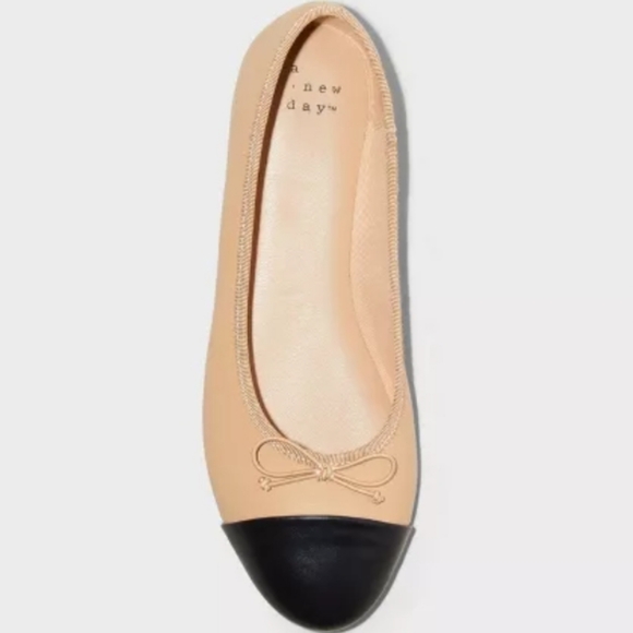 Tan & Black Cap Toe Ballet Flats 11 - Picture 5 of 16